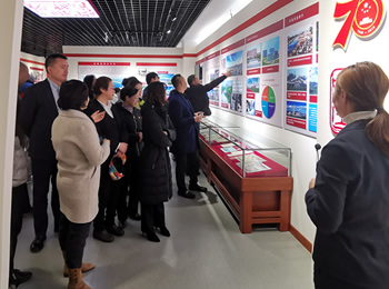 药理化第二党支部开展特色党日活动